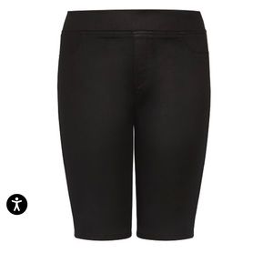 Capri length, stretch waist. NWT